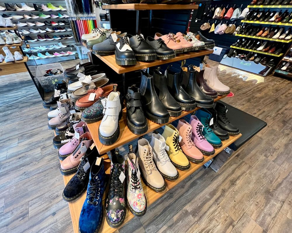 Baggins Shoe Store NearMe Victoria