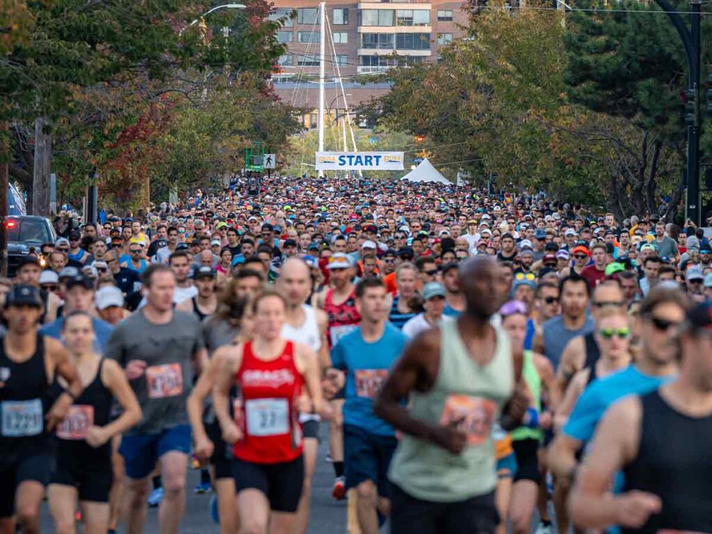 People running a marathon